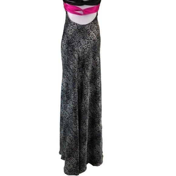 Blondie Nites Satin Evening Halter Dress V Neck Open Back Size 11 Animal Print - Picture 2 of 8
